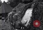 Standbild USA Offiziere Saint Lo Frankreich, 1944, aus Sekunde 24 historischem Filmmaterial Videoclip 65675027624