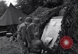 Standbild USA Offiziere Saint Lo Frankreich, 1944, aus Sekunde 27 historischem Filmmaterial Videoclip 65675027624