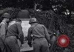 Standbild USA Offiziere Saint Lo Frankreich, 1944, aus Sekunde 40 historischem Filmmaterial Videoclip 65675027624