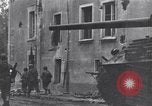 Standbild USA Offiziere Saint Lo Frankreich, 1944, aus Sekunde 1 historischem Filmmaterial Videoclip 65675027625
