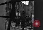 Standbild USA Offiziere Saint Lo Frankreich, 1944, aus Sekunde 20 historischem Filmmaterial Videoclip 65675027625