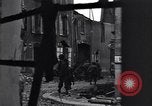 Standbild USA Offiziere Saint Lo Frankreich, 1944, aus Sekunde 24 historischem Filmmaterial Videoclip 65675027625