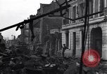 Standbild deutschen Kriegsgefangenen erfasst in St Lo Saint Lo Frankreich, 1944, aus Sekunde 57 historischem Filmmaterial Videoclip 65675027627