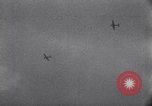 Standbild P47 über St Lo Saint Lo Frankreich, 1944, aus Sekunde 24 historischem Filmmaterial Videoclip 65675027628