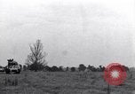 Standbild Flug Flugzeug Saint Lo Frankreich, 1944, aus Sekunde 20 historischem Filmmaterial Videoclip 65675027629