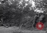 Standbild Soldaten Saint Lo Frankreich, 1944, aus Sekunde 14 historischem Filmmaterial Videoclip 65675027630