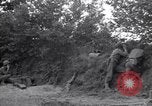 Standbild Soldaten Saint Lo Frankreich, 1944, aus Sekunde 16 historischem Filmmaterial Videoclip 65675027630