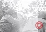 Standbild Soldaten Saint Lo Frankreich, 1944, aus Sekunde 31 historischem Filmmaterial Videoclip 65675027630