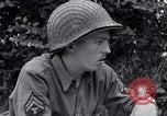 Standbild Soldaten Saint Lo Frankreich, 1944, aus Sekunde 47 historischem Filmmaterial Videoclip 65675027630