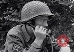 Standbild Soldaten Saint Lo Frankreich, 1944, aus Sekunde 50 historischem Filmmaterial Videoclip 65675027630