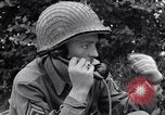 Standbild Soldaten Saint Lo Frankreich, 1944, aus Sekunde 58 historischem Filmmaterial Videoclip 65675027630