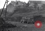 Standbild Soldaten Saint Lo Frankreich, 1944, aus Sekunde 7 historischem Filmmaterial Videoclip 65675027631