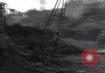 Standbild Soldaten Saint Lo Frankreich, 1944, aus Sekunde 28 historischem Filmmaterial Videoclip 65675027631