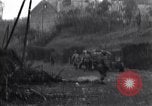 Standbild Soldaten Saint Lo Frankreich, 1944, aus Sekunde 30 historischem Filmmaterial Videoclip 65675027631