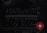 Standbild Mediziner Myitkyina Airdrome Birma, 1944, aus Sekunde 1 historischem Filmmaterial Videoclip 65675027632