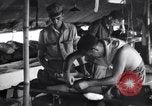 Standbild Mediziner Myitkyina Airdrome Birma, 1944, aus Sekunde 48 historischem Filmmaterial Videoclip 65675027632