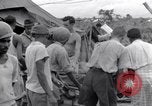 Standbild Mediziner Birma, 1944, aus Sekunde 13 historischem Filmmaterial Videoclip 65675027633