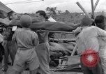 Standbild Mediziner Birma, 1944, aus Sekunde 20 historischem Filmmaterial Videoclip 65675027633