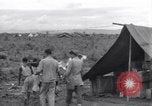 Standbild Mediziner Birma, 1944, aus Sekunde 31 historischem Filmmaterial Videoclip 65675027633