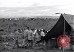 Standbild Mediziner Birma, 1944, aus Sekunde 37 historischem Filmmaterial Videoclip 65675027633
