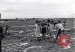 Standbild Mediziner Birma, 1944, aus Sekunde 46 historischem Filmmaterial Videoclip 65675027633