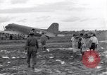 Standbild Mediziner Birma, 1944, aus Sekunde 51 historischem Filmmaterial Videoclip 65675027633