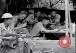 Standbild chinesischen und amerikanischen Offizieren Myitkyina Airdrome Birma, 1944, aus Sekunde 15 historischem Filmmaterial Videoclip 65675027634