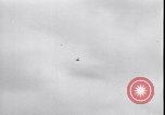 Standbild P-40 Bomber Myitkyina Airdrome Birma, 1944, aus Sekunde 50 historischem Filmmaterial Videoclip 65675027635