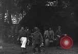 Standbild US Army Division 29 Soldaten Messezelt Saint Lo Frankreich, 1944, aus Sekunde 17 historischem Filmmaterial Videoclip 65675027647