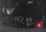 Standbild US Army Division 29 Soldaten Messezelt Saint Lo Frankreich, 1944, aus Sekunde 22 historischem Filmmaterial Videoclip 65675027647