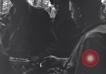 Standbild US Army Division 29 Soldaten Messezelt Saint Lo Frankreich, 1944, aus Sekunde 43 historischem Filmmaterial Videoclip 65675027647