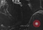Standbild US Army Division 29 Soldaten Messezelt Saint Lo Frankreich, 1944, aus Sekunde 45 historischem Filmmaterial Videoclip 65675027647