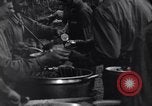 Standbild US Army Division 29 Soldaten Messezelt Saint Lo Frankreich, 1944, aus Sekunde 53 historischem Filmmaterial Videoclip 65675027647