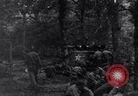 Standbild 29 Division Soldaten Ruhe und Musik zu hören Saint Lo Frankreich, 1944, aus Sekunde 4 historischem Filmmaterial Videoclip 65675027649
