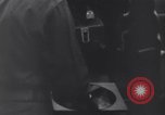 Standbild 29 Division Soldaten Ruhe und Musik zu hören Saint Lo Frankreich, 1944, aus Sekunde 23 historischem Filmmaterial Videoclip 65675027649