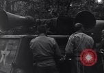 Standbild 29 Division Soldaten Ruhe und Musik zu hören Saint Lo Frankreich, 1944, aus Sekunde 41 historischem Filmmaterial Videoclip 65675027649