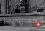 Immagine di Civili tedesco Monaco di Baviera Germania, 1945, secondo 21 filmato di repertorio 65675027653