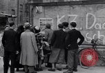 Immagine di Civili tedesco Monaco di Baviera Germania, 1945, secondo 39 filmato di repertorio 65675027653
