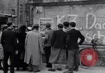 Immagine di Civili tedesco Monaco di Baviera Germania, 1945, secondo 43 filmato di repertorio 65675027653