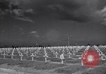 Immagine di Saint Laurent cimitero Saint Laurent sur mera Francia, 1944, secondo 31 filmato di repertorio 65675027658