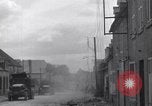 Image 4e Division d'infanterie troupes Saint simple Eglise France, 1944, de la seconde 9 séquences d'archives historiques vidéo 65675027660