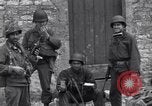 Image 4e Division d'infanterie troupes Saint simple Eglise France, 1944, de la seconde 27 séquences d'archives historiques vidéo 65675027660
