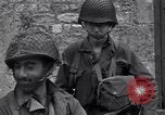 Image 4e Division d'infanterie troupes Saint simple Eglise France, 1944, de la seconde 43 séquences d'archives historiques vidéo 65675027660
