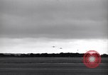 Image C-47 planeurs Saint simple Eglise France, 1944, de la seconde 8 séquences d'archives historiques vidéo 65675027662