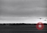 Image C-47 planeurs Saint simple Eglise France, 1944, de la seconde 38 séquences d'archives historiques vidéo 65675027662