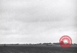 Image C-47 planeurs Saint simple Eglise France, 1944, de la seconde 59 séquences d'archives historiques vidéo 65675027662