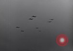Image C-47 planeurs Saint simple Eglise France, 1944, de la seconde 7 séquences d'archives historiques vidéo 65675027663