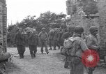 Immagine di Prigionieri tedeschi Saint Mere Eglise Francia, 1944, secondo 7 filmato di repertorio 65675027667