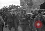 Immagine di Prigionieri tedeschi Saint Mere Eglise Francia, 1944, secondo 24 filmato di repertorio 65675027667