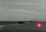 Standbild B6N Jill Flugzeuge starten von japanischen Flugzeugträger Zweiten Weltkrieg Pazifischer Ozean, 1944, aus Sekunde 9 historischem Filmmaterial Videoclip 65675027684